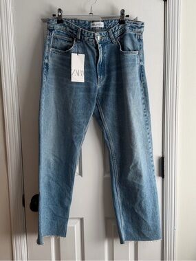 NWT Zara Light Wash Straight Jeans